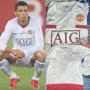 Nike Dri-Fit Manchester United training top jersey